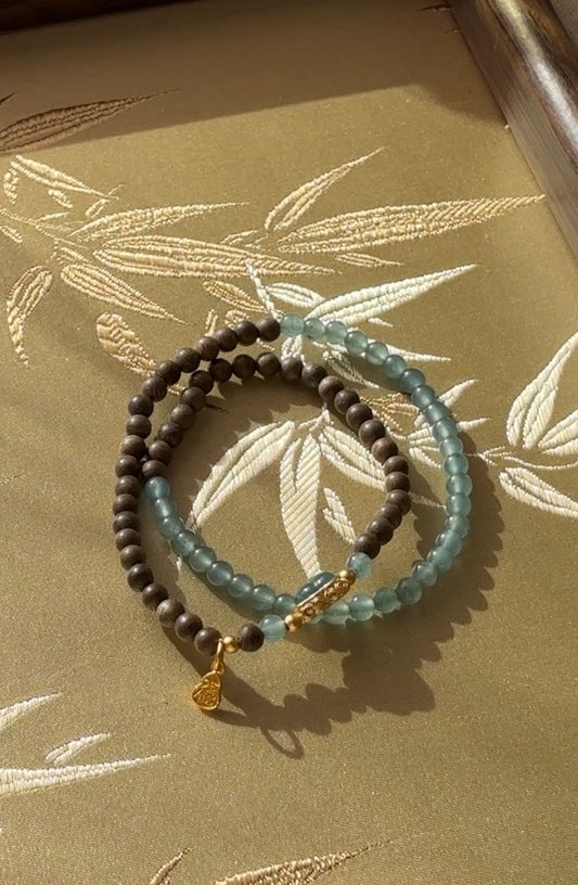 Natural Blue Chalcedony & Agarwood Stretch Bracelet with Gourd Charm